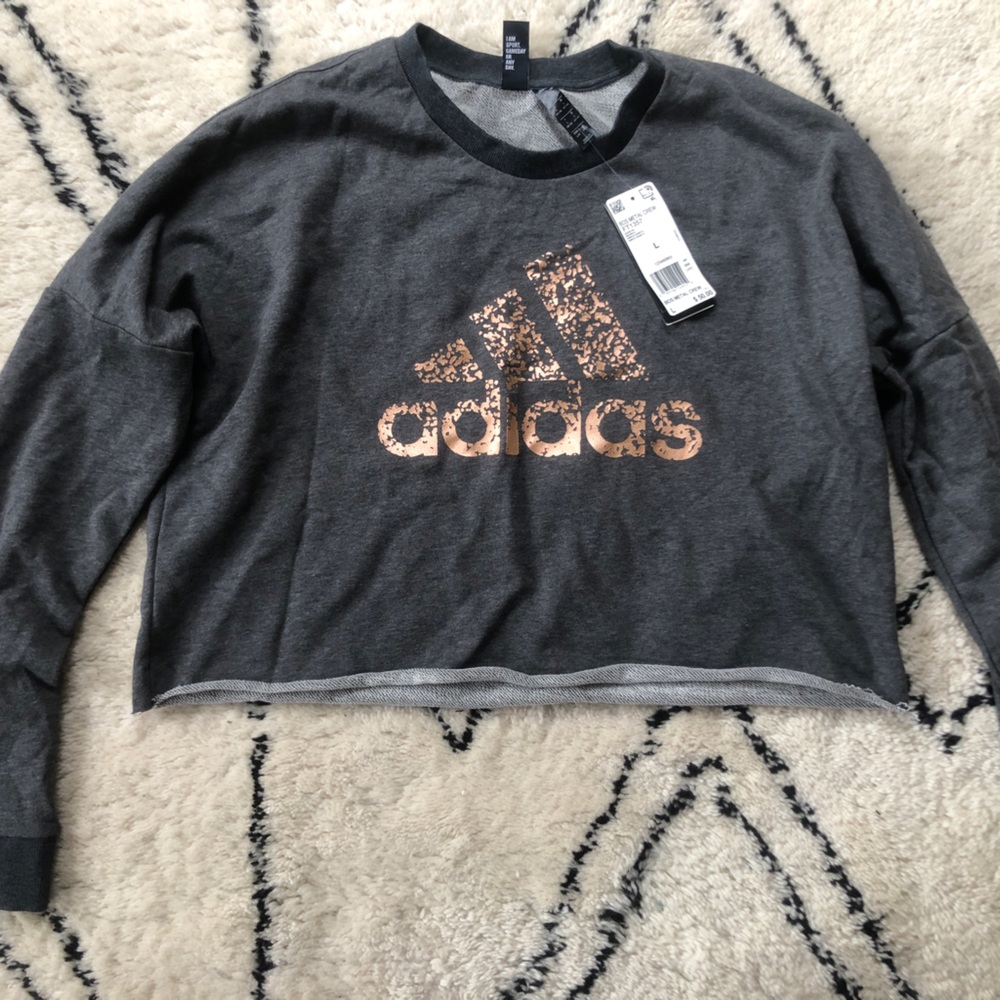 Brand new adidas cropped sweatshirt. Size large